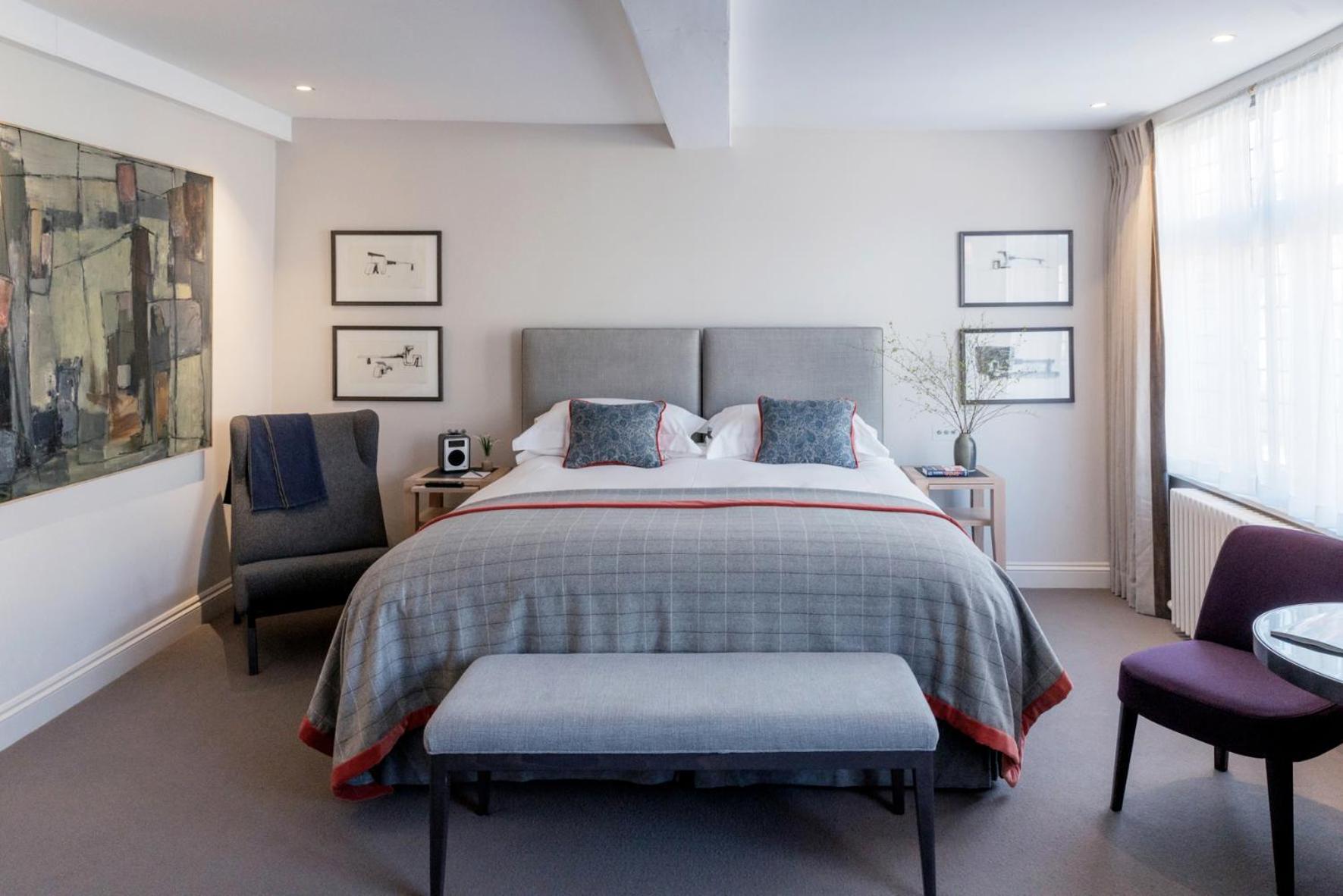 Old Bank Hotel Oxford Exterior foto A bedroom at The Wolseley