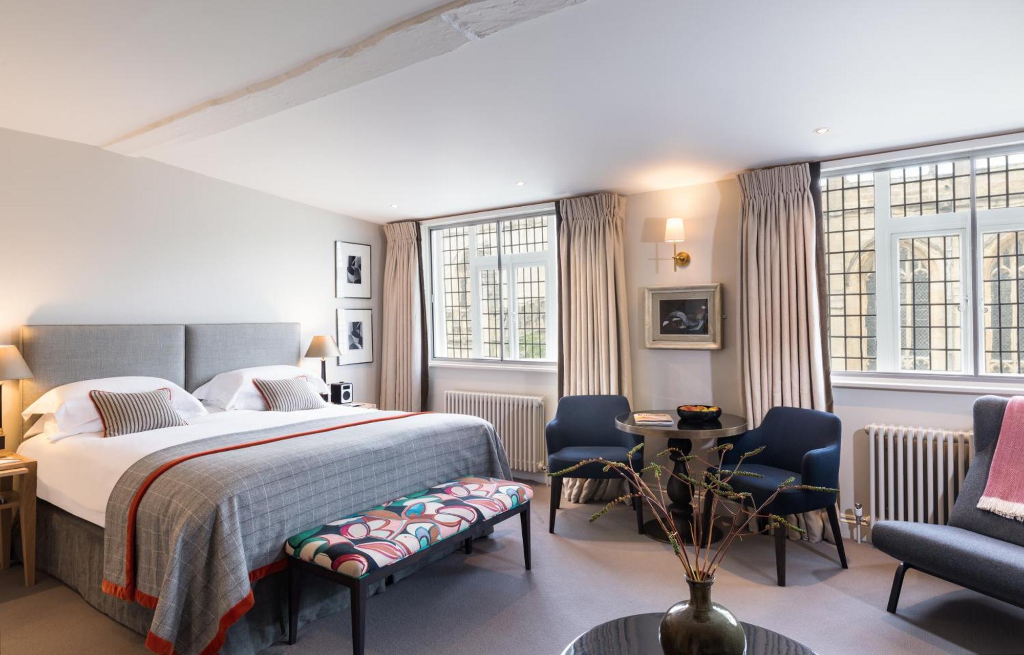 Old Bank Hotel Oxford Exterior foto A bedroom at the hotel