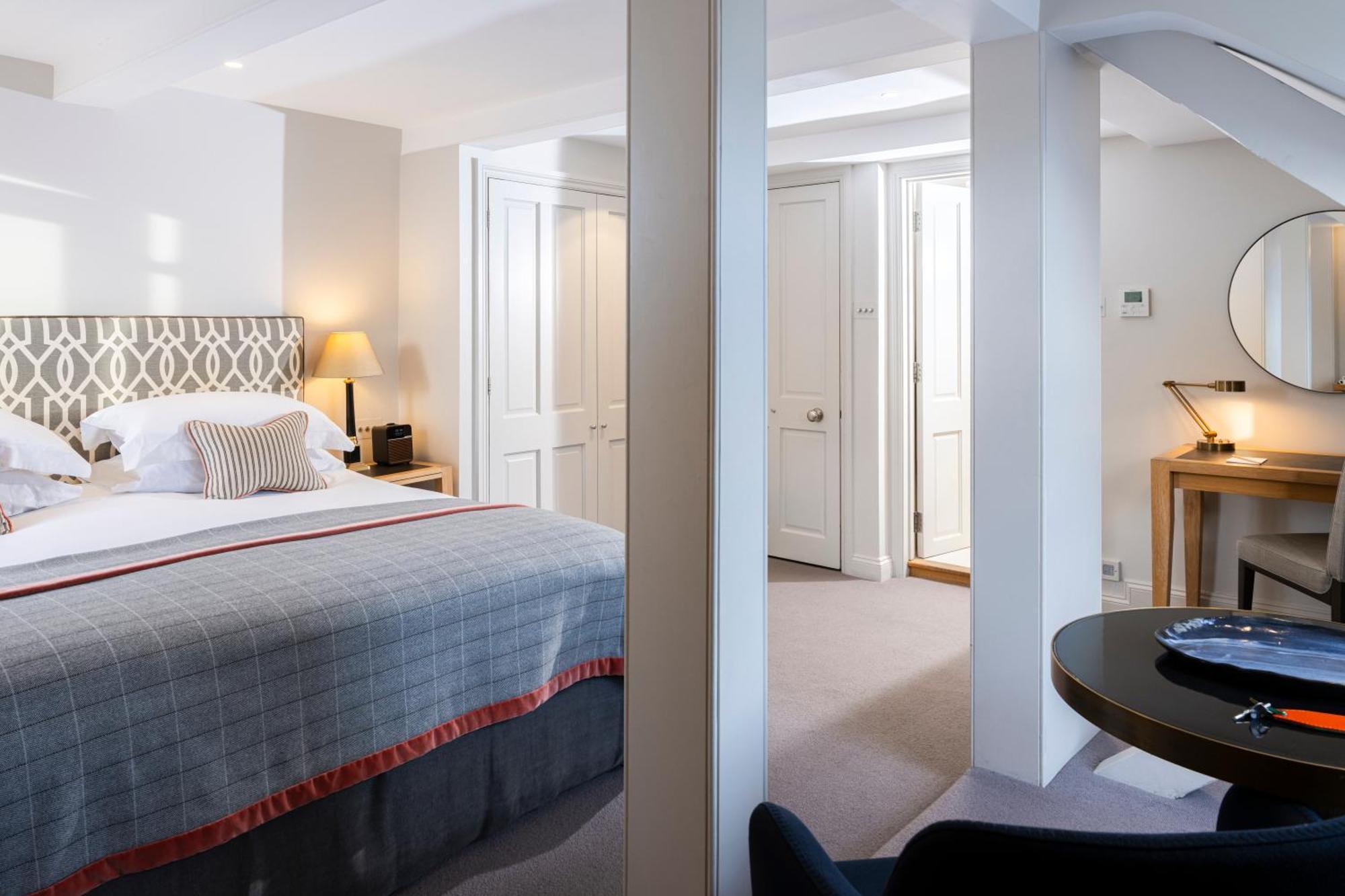 Old Bank Hotel Oxford Exterior foto A suite at The Albany